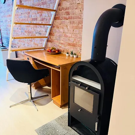アパート Brick Loft Szczesliwa -