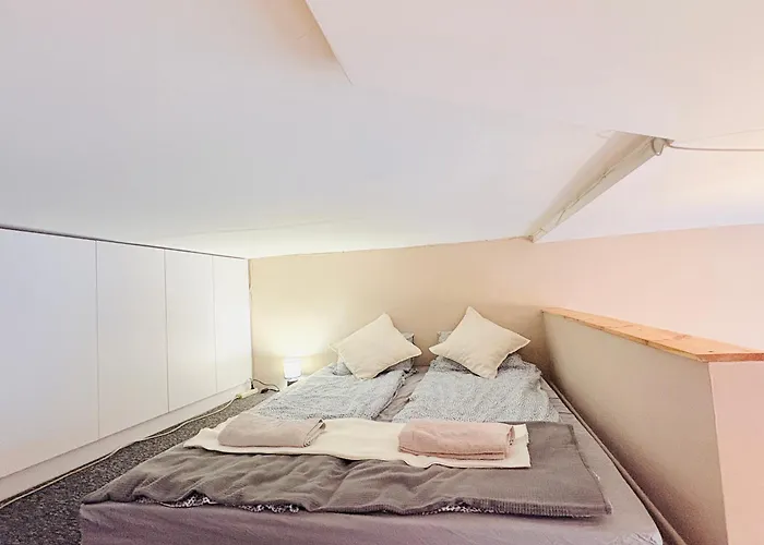 Apartamento Brick Loft Szczesliwa - *